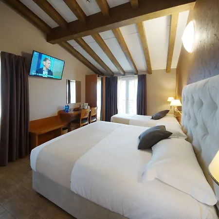 Hotell Clarin 14 By Dori 3*